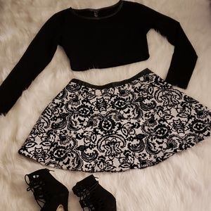 Black crop top